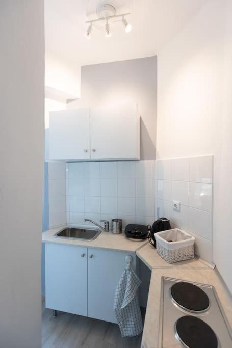 Appartement Όμορφο Στούντιο Στο Κέντρο Της Πόλης. à Larissa Extérieur photo